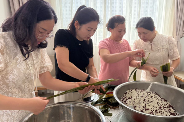 纺谷科技粽香满堂 员工共庆端午佳节